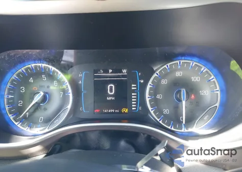 2017 Chrysler Pacifica Touring-L из США, поврежденный, VIN 2C4RC1BG9HR816334